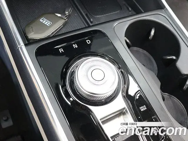 Kia Carnival 2024 — Photo 6/20
