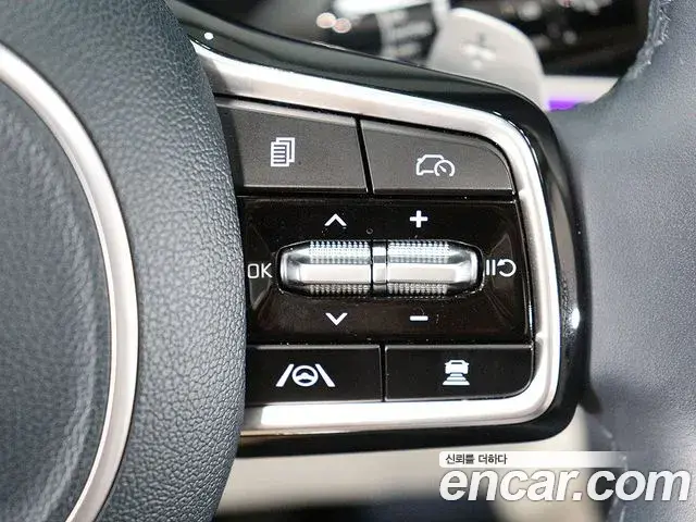 Kia Carnival 2024 — Photo 15/20