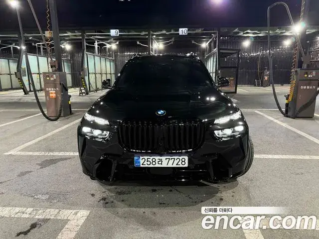 BMW X7 2026 — Фото 1/14