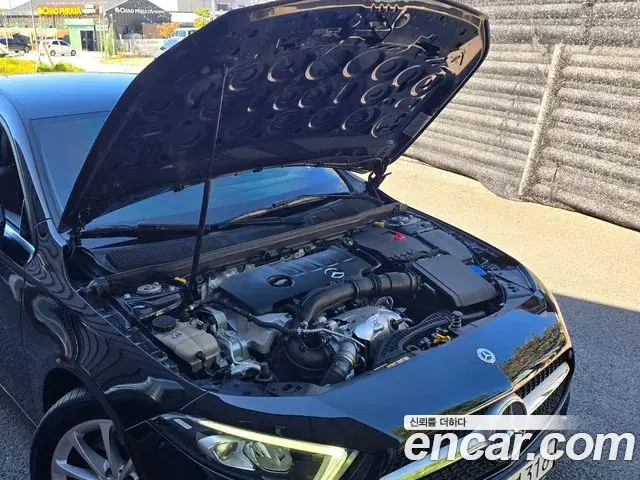 Mercedes-Benz A-Class 2020 — Фото 19/20
