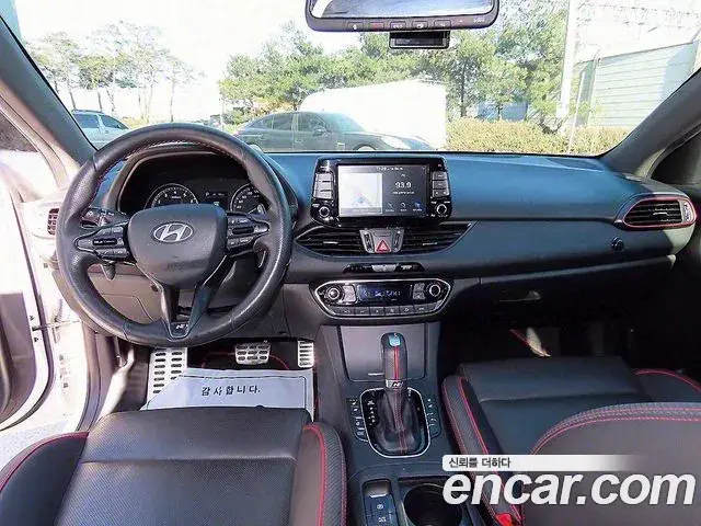 Hyundai i30 2019 — Фото 6/20