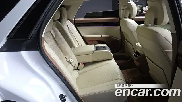 Hyundai Grandeur 2022 — Şəkil 12/20