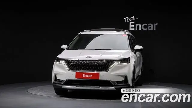 Kia Carnival 2020 — Фото 3/20