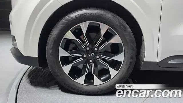 Kia Carnival 2020 — Фото 5/20