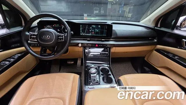 Kia Carnival 2020 — Фото 7/20