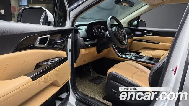 Kia Carnival 2020 — Фото 10/20