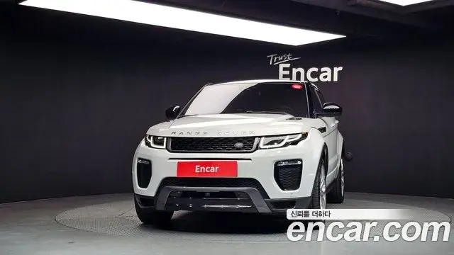 Land Rover Range Rover Evoque 2018 — Photo 19/37