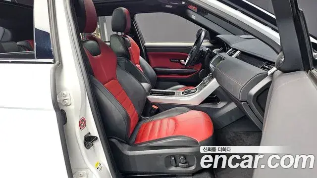 Land Rover Range Rover Evoque 2018 — Photo 23/37