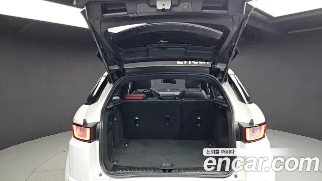 Land Rover Range Rover Evoque 2018 — Photo 20/37