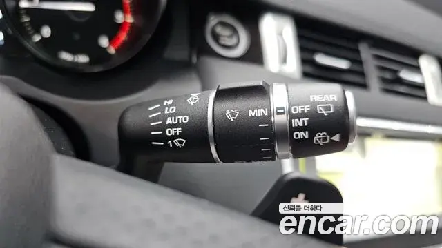 Land Rover Range Rover Evoque 2018 — Photo 6/37