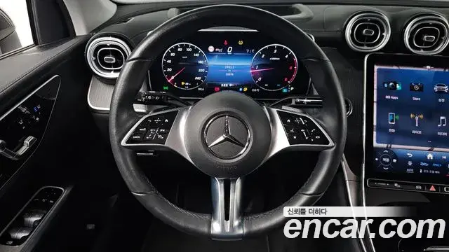 Mercedes-Benz GLC-Class 2023 — Фото 13/20