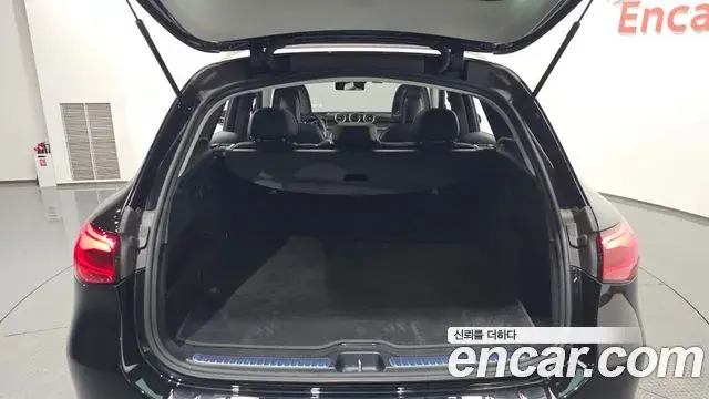 Mercedes-Benz GLC-Class 2023 — Фото 20/20
