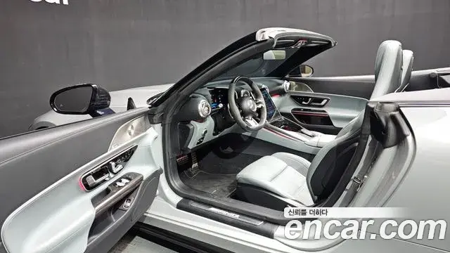 Mercedes-Benz SL-Class 2023 — Şəkil 20/34