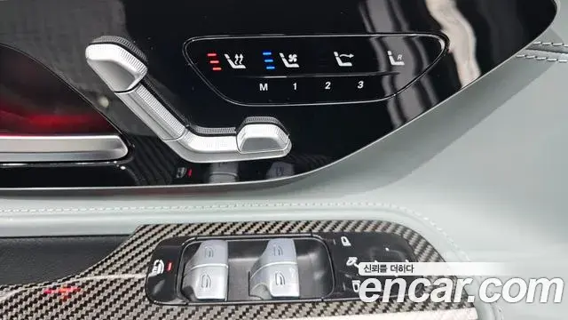 Mercedes-Benz SL-Class 2023 — Şəkil 29/34