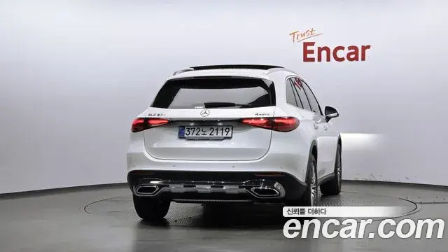 Mercedes-Benz GLC-Class 2025 — Фото 4/20