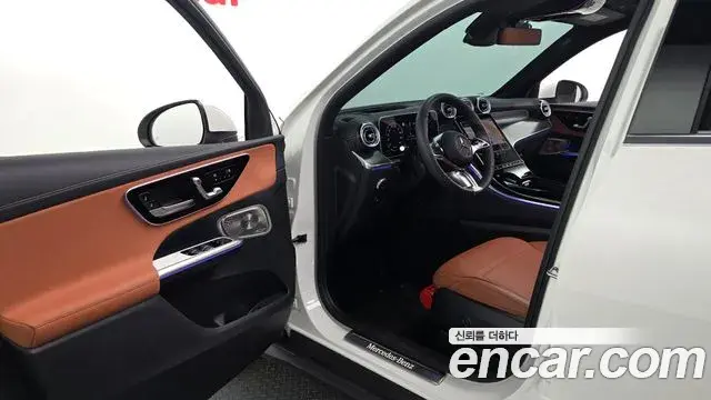 Mercedes-Benz GLC-Class 2025 — Фото 10/20