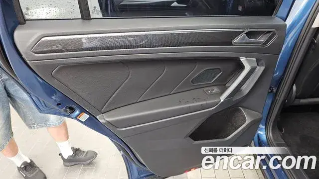 Volkswagen Tiguan Allspace 2020 — ფოტო 22/31