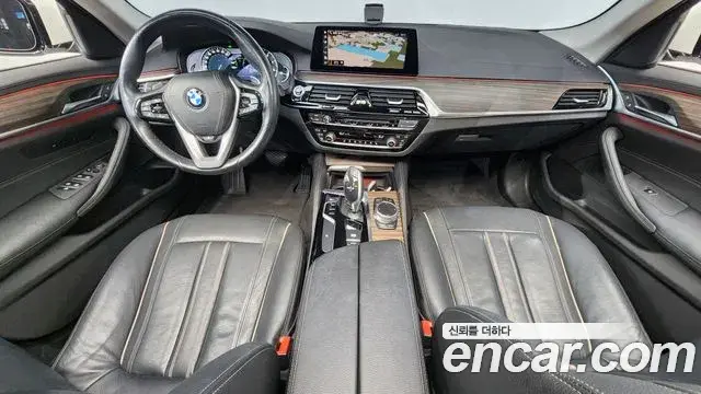 BMW 5 Series 2019 — Фото 7/20