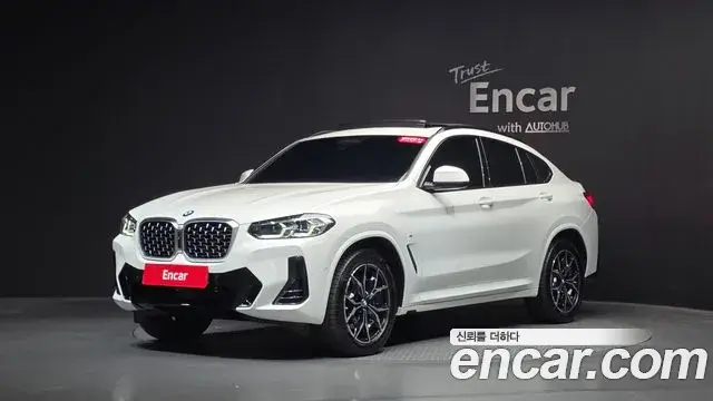 BMW X4 2024 — Фото 10/20