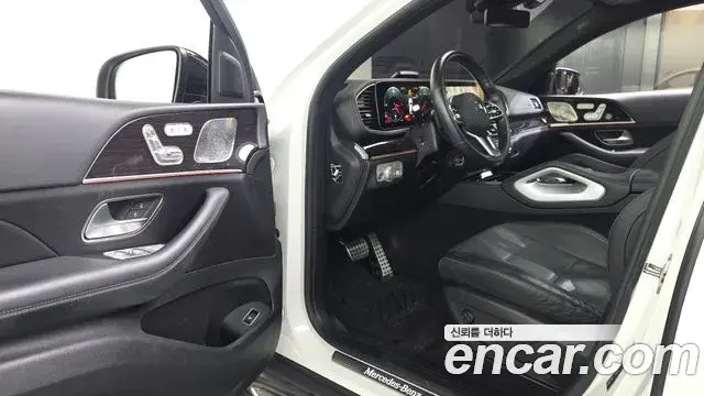 Mercedes-Benz GLE-Class 2022 — Фото 10/20