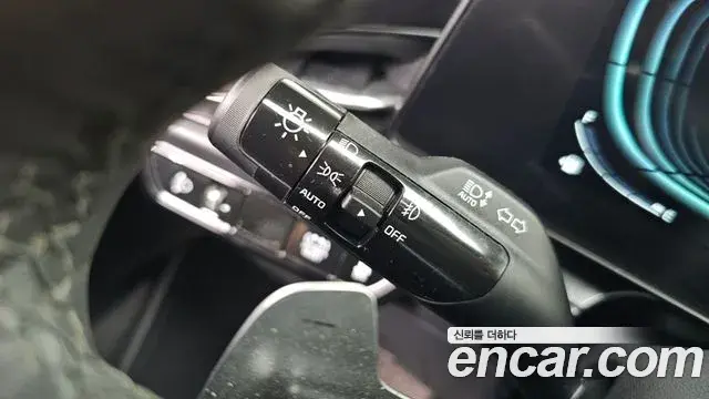 Kia Niro 2022 — Фото 19/20