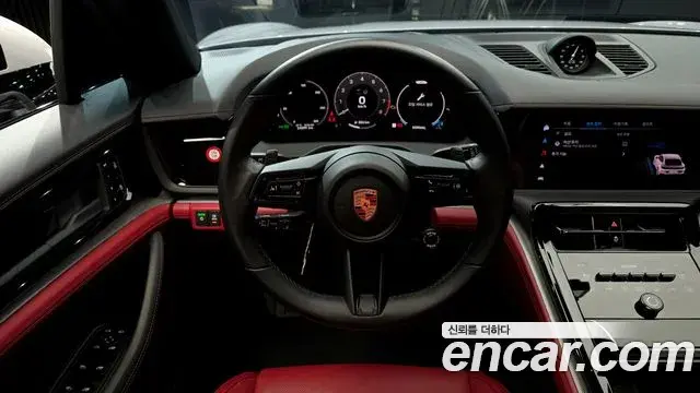 Porsche Panamera 2025 — ფოტო 16/35