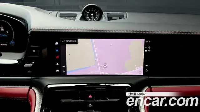 Porsche Panamera 2025 — ფოტო 33/35