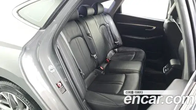Hyundai Sonata 2020 — Фото 12/20