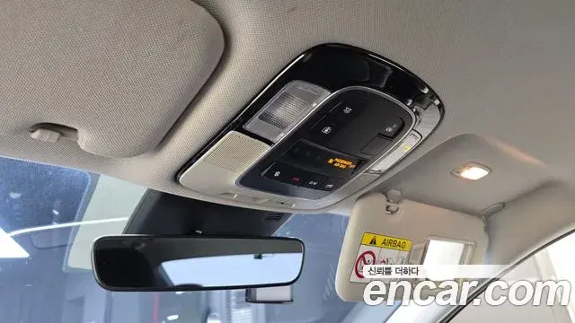 Hyundai Sonata 2020 — Фото 19/20