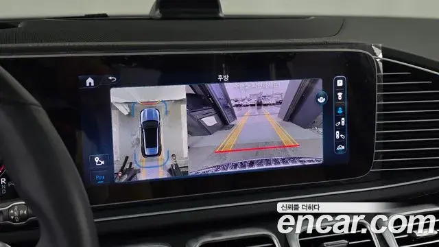 Mercedes-Benz GLE-Class 2024 — Фото 14/20