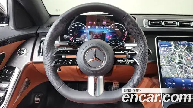 Mercedes-Benz S-Class 2025 — Photo 13/34