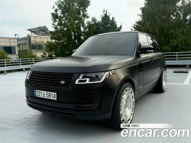 Land Rover Range Rover 2019 — Фото 1/20