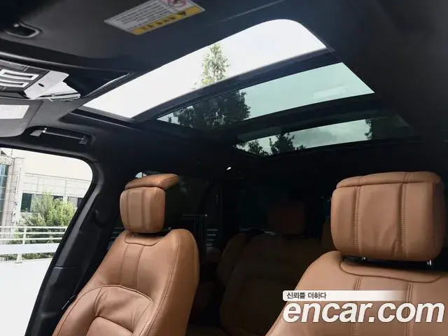 Land Rover Range Rover 2019 — Фото 16/20