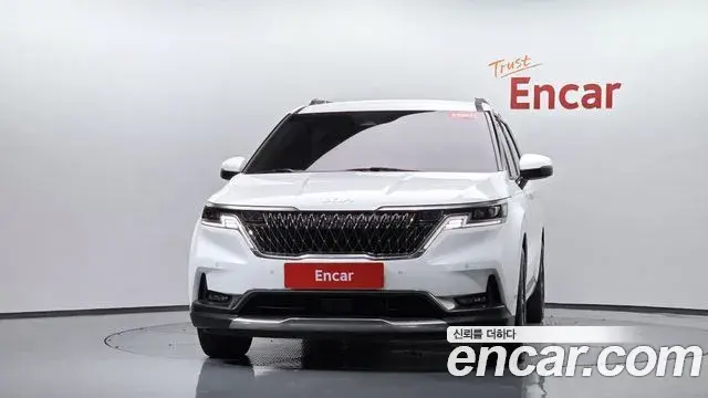 Kia Carnival 2023 — Фото 3/20