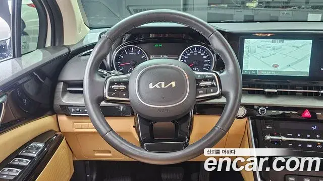 Kia Carnival 2023 — Фото 13/20