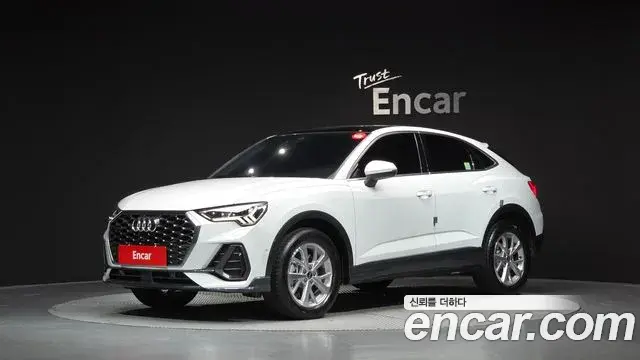 Audi Q3 2024 — Фото 1/20