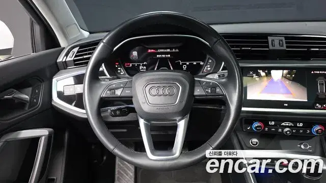 Audi Q3 2024 — Фото 13/20