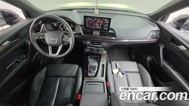 Audi Q5 2023 — Фото 7/20
