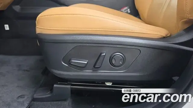 Kia Sorento 2023 — Şəkil 14/37