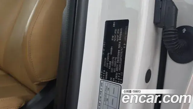 Kia Sorento 2023 — Şəkil 32/37