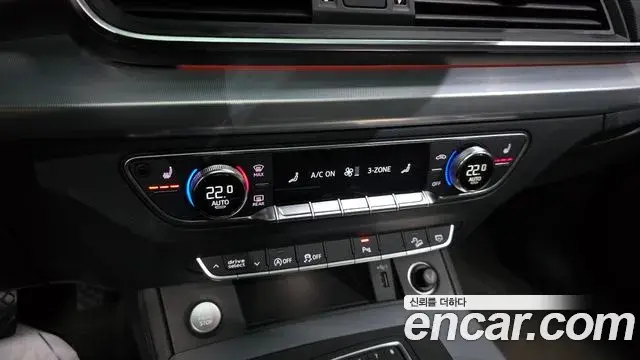 Audi Q5 2020 — Фото 16/20