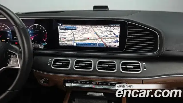 Mercedes-Benz GLE-Class 2024 — Фото 13/20
