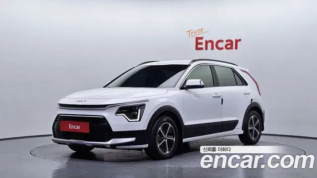Kia Niro 2026 — Фото 1/20