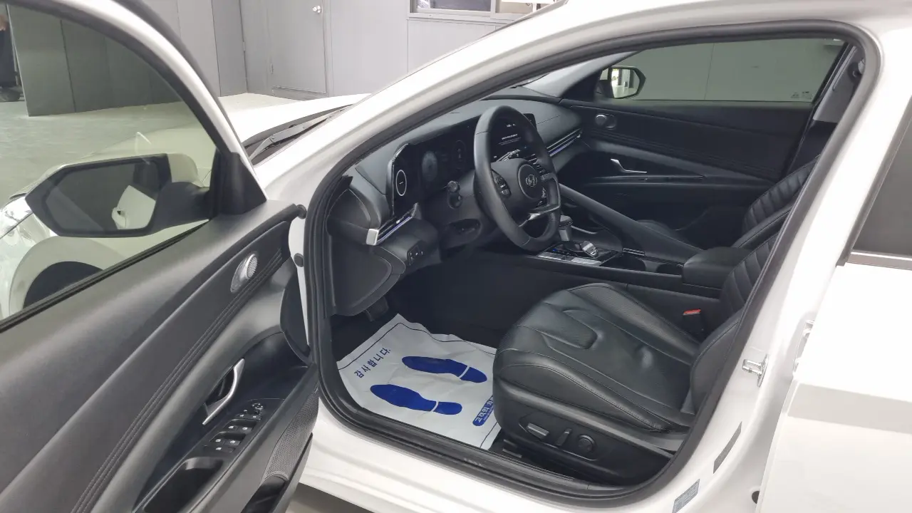 Hyundai Avante 2020 — Фото 10/18