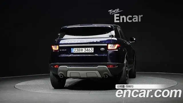 Land Rover Range Rover Evoque 2018 — ფოტო 17/31