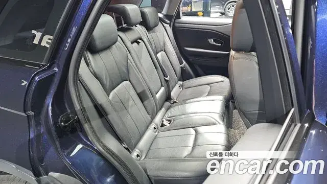 Land Rover Range Rover Evoque 2018 — ფოტო 29/31