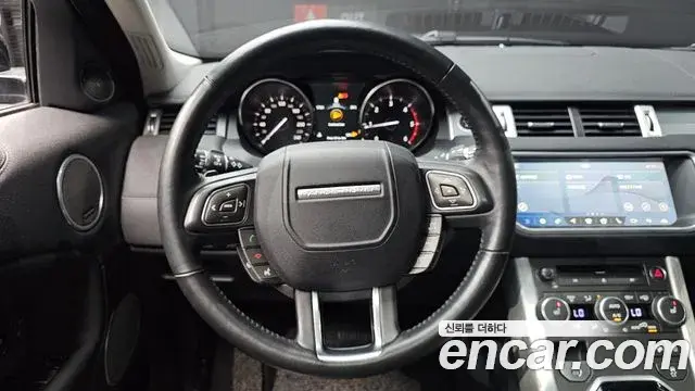 Land Rover Range Rover Evoque 2018 — ფოტო 26/31