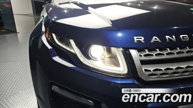 Land Rover Range Rover Evoque 2018 — ფოტო 19/31