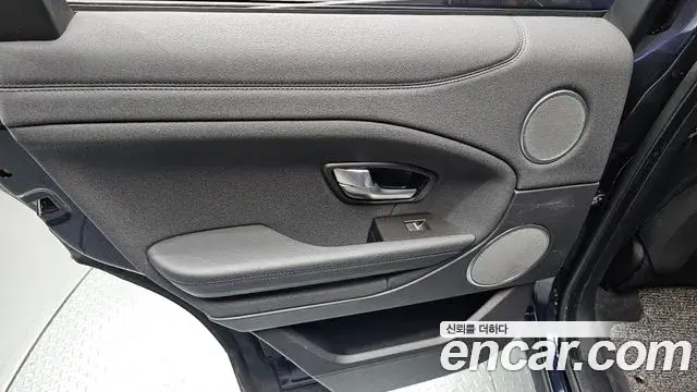 Land Rover Range Rover Evoque 2018 — ფოტო 6/31