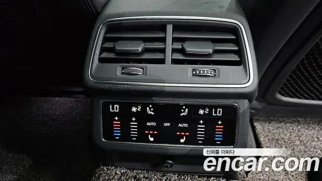 Audi A6 2021 — Фото 17/20